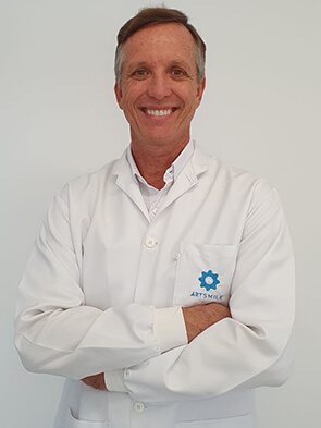 Dr. Renê G. van der Laan